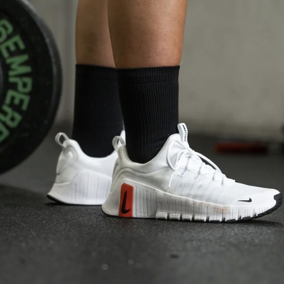 Nike Free Metcon 6 -- 12M/13.5W - Picture 1 of 4